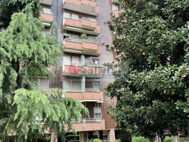 Appartamento in vendita di 117 m² in Via Maniago, 21