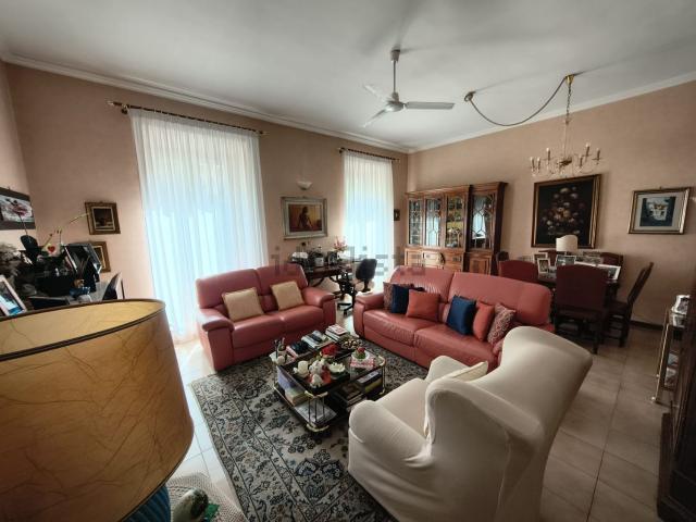 Appartamento in vendita di 117 m² in Via Simeto, 27