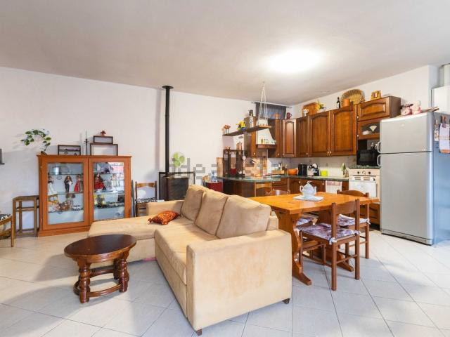 Appartamento in vendita di 117 m² in Via Padre Rocca, 2
