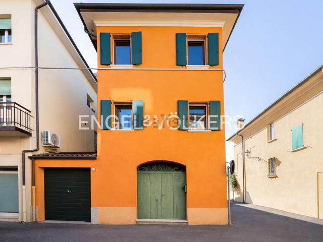 Appartamento in vendita di 117 m² in Via Pancerasi