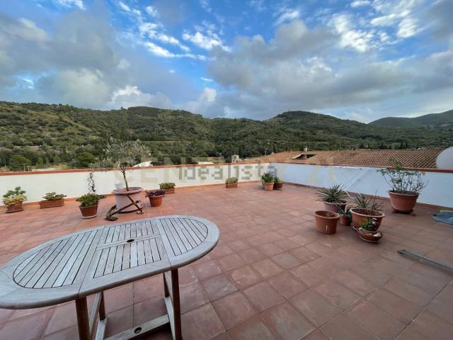Appartamento in vendita di 117 m² in Via Privata dei Tre Ragazzi