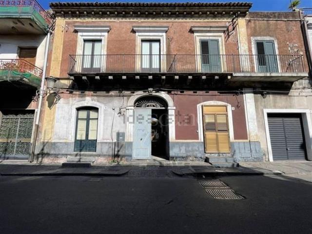 Appartamento in vendita di 117 m² in Via Roma