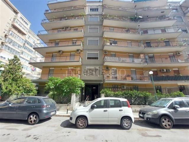 Appartamento in vendita di 117 m² in Via Raffaello