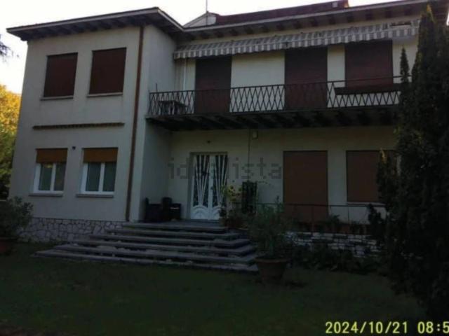 Appartamento in vendita di 117 m² in Via Terraglio, 41