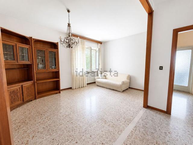 Appartamento in vendita di 117 m² in Via Trino, 54