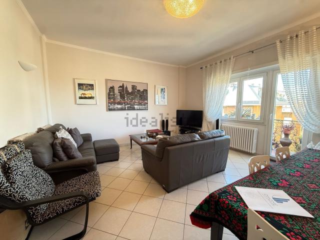 Appartamento in vendita di 117 m² in Via Umberto Maddalena, 40