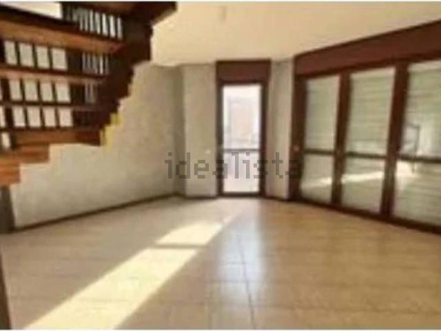 Appartamento in vendita di 117 m² in Via Vecchia Alzate, 190