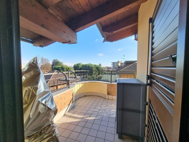 Appartamento in vendita di 117 m² in Via Vizzola, 11