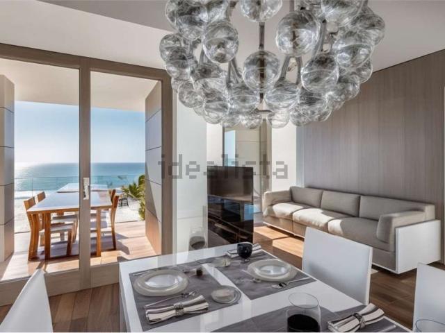 Appartamento in vendita di 117 m² in Via Villebone, 5