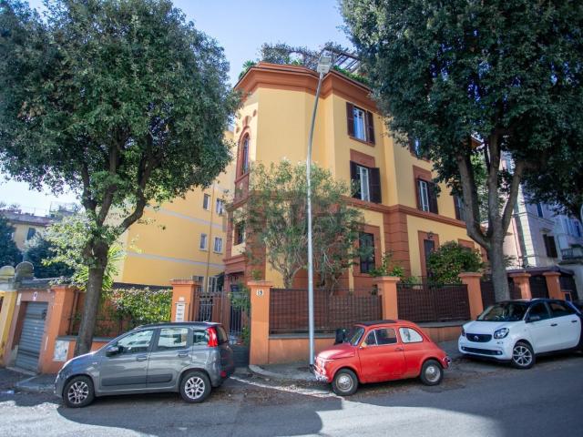 Appartamento in vendita di 117 m² in Viale Tito Livio, 19