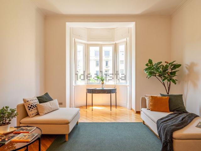 Appartamento in vendita di 117 m² in Viale Regina Giovanna, 41