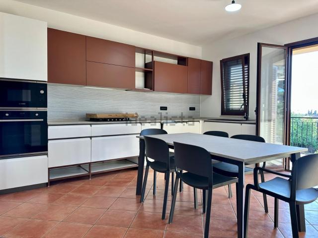 Appartamento in vendita di 117 m² in Contrada Tina