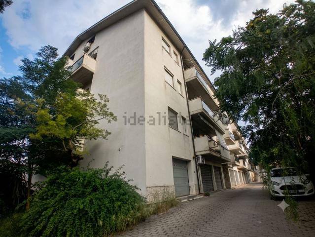 Appartamento in vendita di 118 m² in Via 1 Maggio, 152