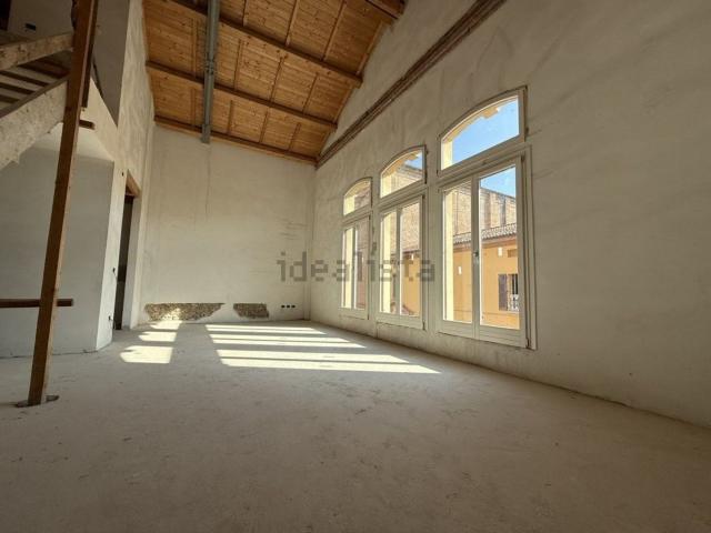 Appartamento in vendita di 118 m² in Via Cosimo Morelli
