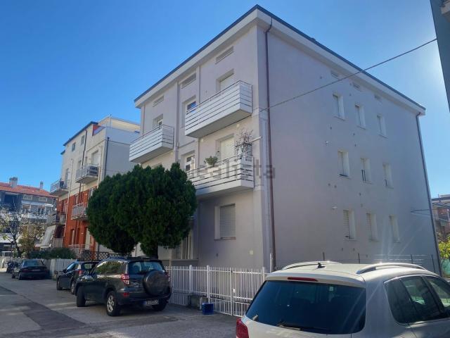Appartamento in vendita di 118 m² in Via Carlo Montanari