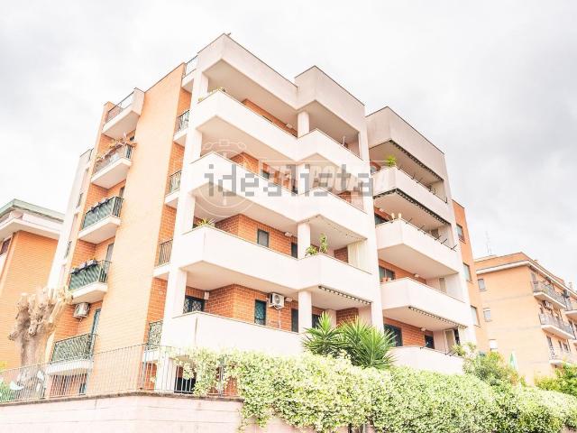 Appartamento in vendita di 118 m² in Via Achille Capizzano, 12