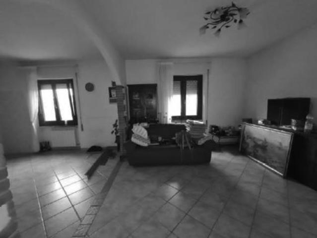Appartamento in vendita di 118 m² in Via Arno