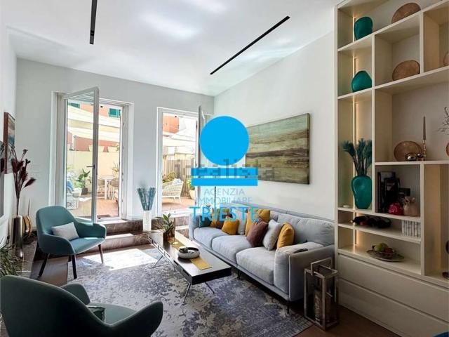 Appartamento in vendita di 118 m² in Via Aurelio Tortora, 12
