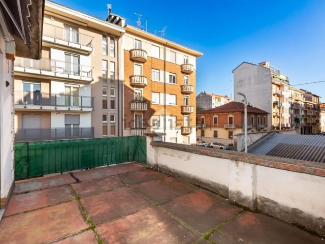 Appartamento in vendita di 118 m² in Via Borgomanero, 65