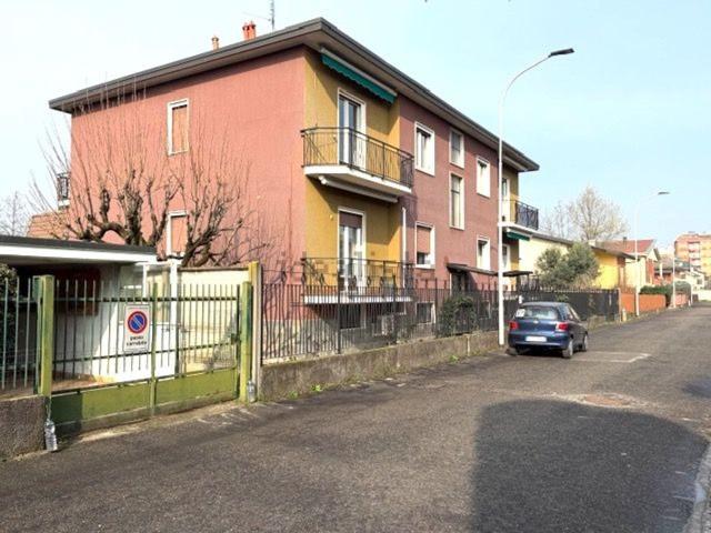 Appartamento in vendita di 118 m² in Via Giacomo Puccini, 5