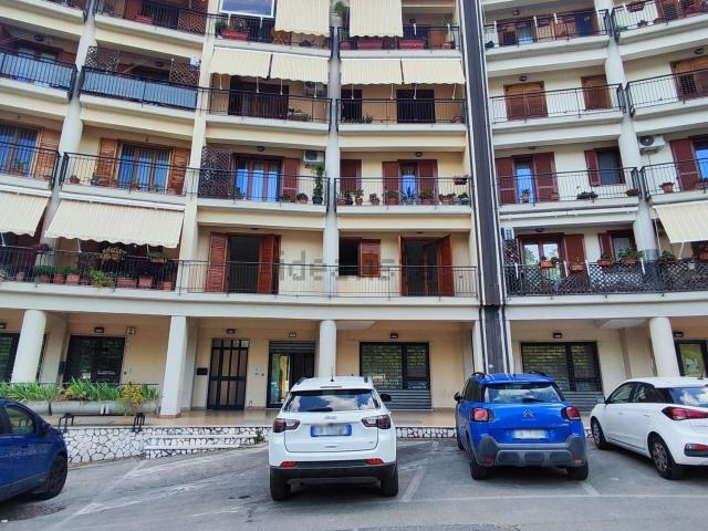 Appartamento in vendita di 118 m² in Via Gioacchino Pedicini, 9
