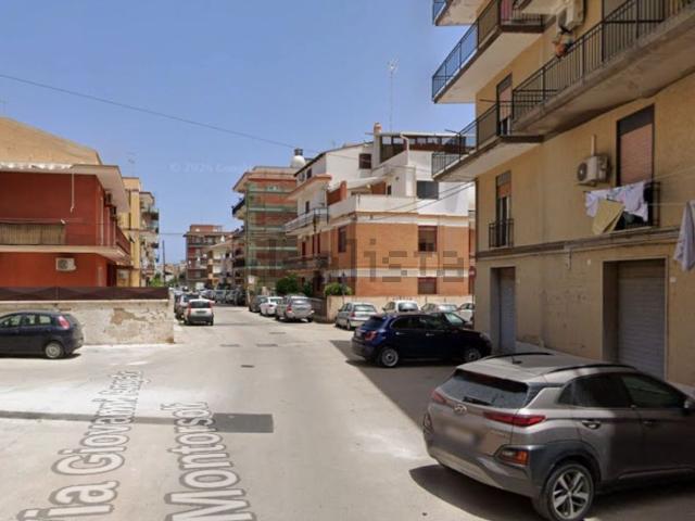 Appartamento in vendita di 118 m² in Via Giovanni Angelo Montorsoli
