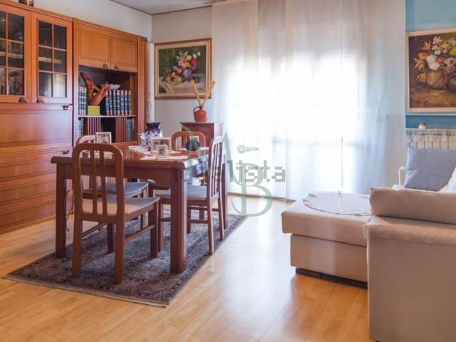 Appartamento in vendita di 118 m² in Via Guido Franco