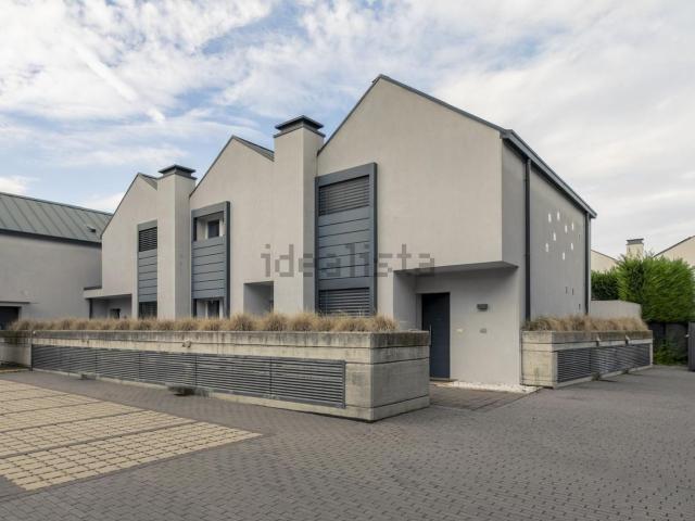 Appartamento in vendita di 118 m² in Via degli Artisti