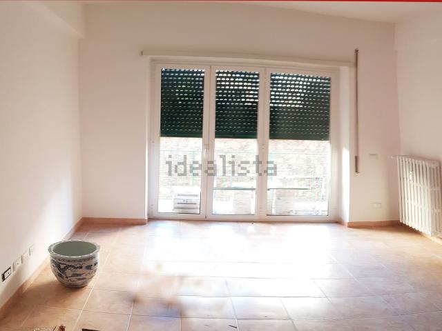 Appartamento in vendita di 118 m² in Via dei Giornalisti, 55