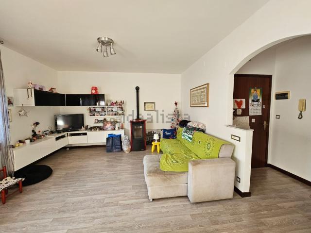 Appartamento in vendita di 118 m² in Via dell&apos Ingegno, 29
