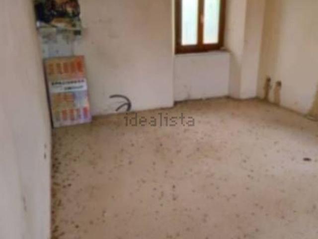 Appartamento in vendita di 118 m² in Via Enzo Bassi