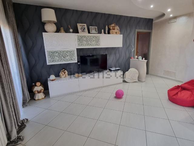 Appartamento in vendita di 118 m² in Via Enrico De Nicola