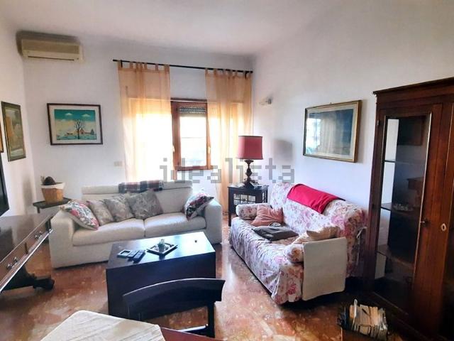 Appartamento in vendita di 118 m² in Via Edita Broglio, 30