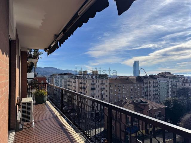 Appartamento in vendita di 118 m² in Via Filadelfia, 50