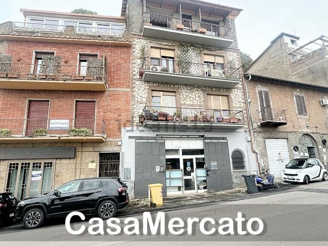 Appartamento in vendita di 118 m² in Via Frascati