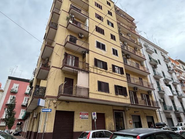Appartamento in vendita di 118 m² in Via Fratelli Mellone, 35