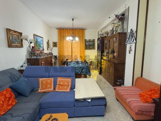 Appartamento in vendita di 118 m² in Via Jato, 5