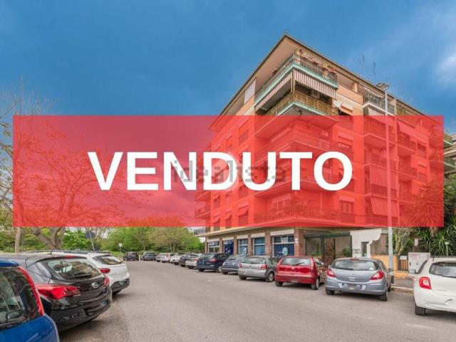 Appartamento in vendita di 118 m² in Via Jacopo Sannazzaro, 84