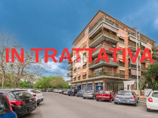 Appartamento in vendita di 118 m² in Via Jacopo Sannazzaro, 84