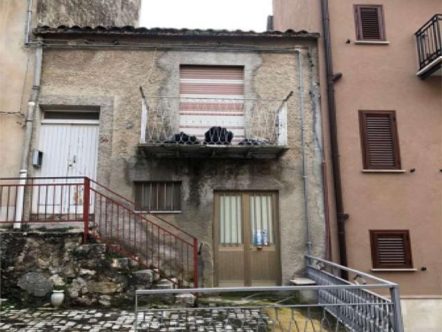 Appartamento in vendita di 118 m² in Via Labruzzo, 27