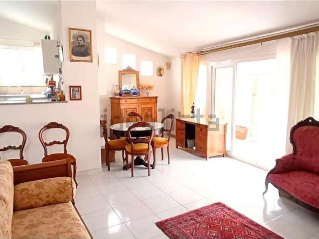 Appartamento in vendita di 118 m² in Via Leonardo Tola, 4