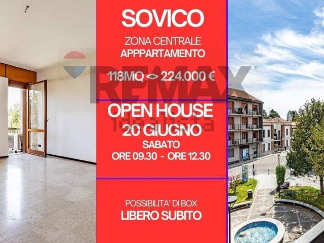 Appartamento in vendita di 118 m² in Via Mons. G. Terruzzi, 2
