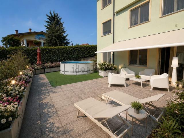 Appartamento in vendita di 118 m² in Via Montà, 40