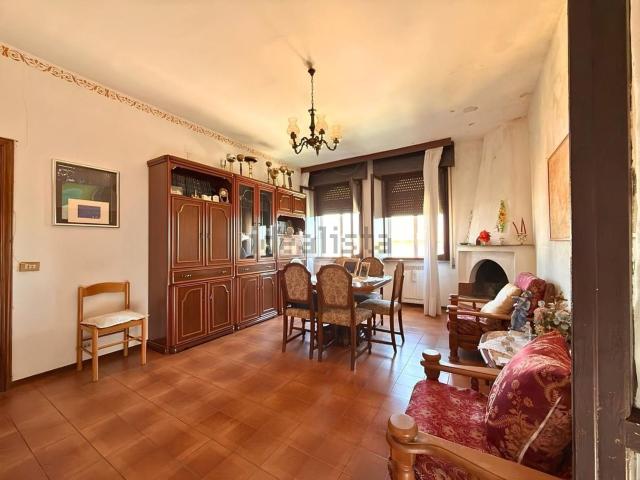 Appartamento in vendita di 118 m² in Via Monte la Meta