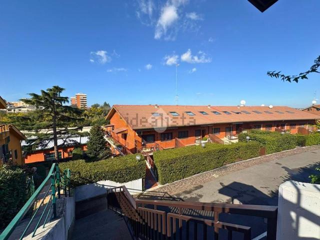 Appartamento in vendita di 118 m² in Via Mar della Cina, 139