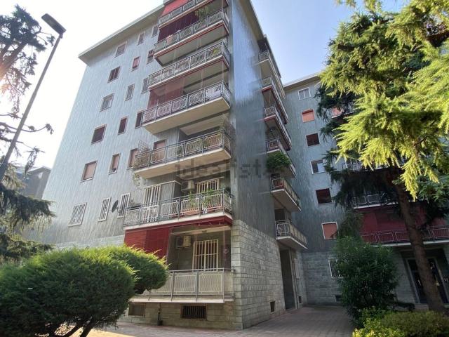 Appartamento in vendita di 118 m² in Via Novara, 3