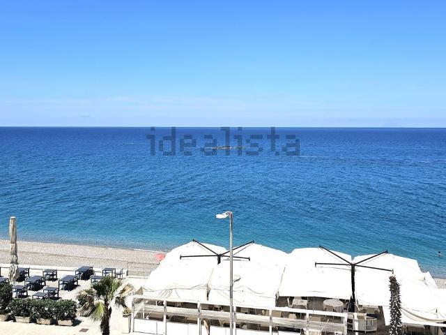 Appartamento in vendita di 118 m² in Via Nino Mancari, 2