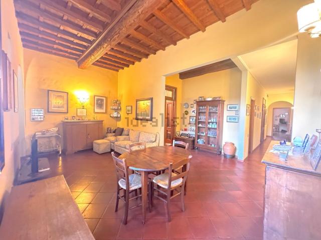 Appartamento in vendita di 118 m² in Via San Zanobi