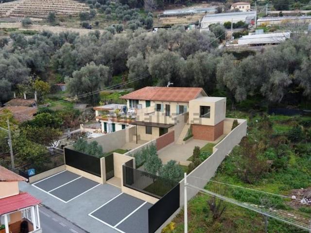 Appartamento in vendita di 118 m² in Via Pasteur, 131