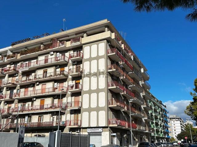 Appartamento in vendita di 118 m² in Via Plinio, 11